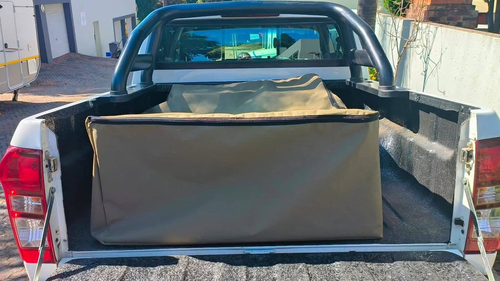 Geïsoleerde Ripstop-karkassak vir jagters 1.5m × 1,5m × 0,5m